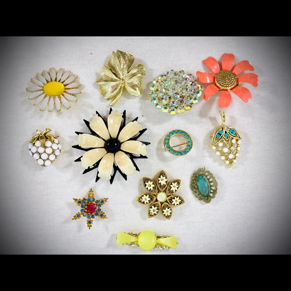 Vintage antique brooches mixed lot of 12
